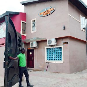 Inglesias Hotel & Suites Lagos Exterior photo