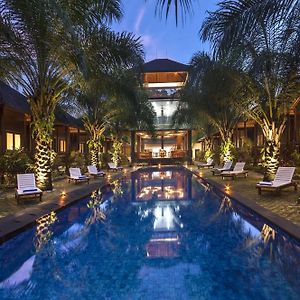 Coconut Boutique Resort Senggigi Exterior photo