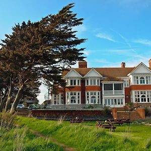 Hotel The Beach House à Milford on Sea Exterior photo