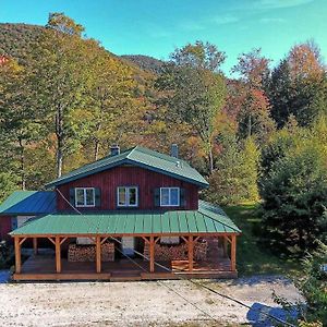 Villa Pittsfield Chalet Exterior photo