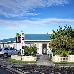 Owaka Lodge Motel Exterior photo