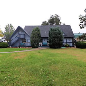 Sweetgrass Inn Bed & Breakfast Rapid City Exterior photo