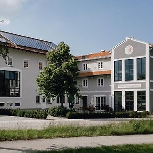 Hotel Brauerei Gaststaette Stierberg à Obertaufkirchen Exterior photo