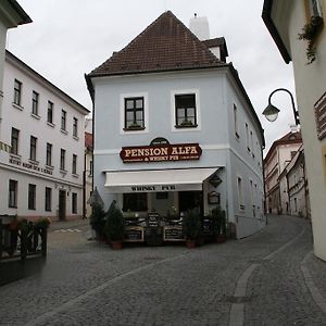 Hotel Pension Alfa & Whisky Pub à Tábor Exterior photo