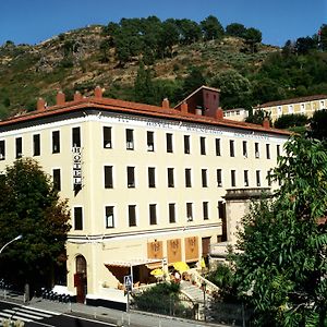 Gran Hotel Balneario Banos De Montemayor Exterior photo