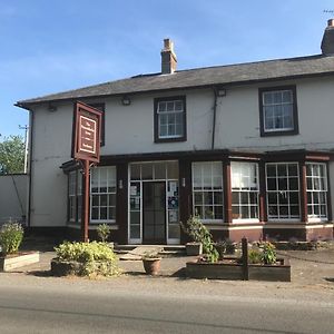 Hotel The Penruddocke Arms à Dinton  Exterior photo