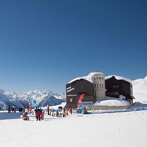 Hotel Jungfrau Fiesch Exterior photo