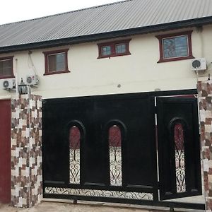 Kings Crown Hotel Ikotun Exterior photo