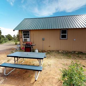 White Pine Cabin By Canyonlands Lodging Monticello Exterior photo