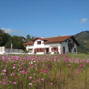 Maison Laia Uhart-Cize Exterior photo