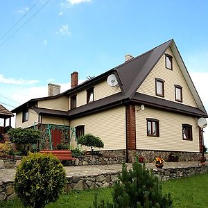 Hotel Girskiy Svitanok à Slavsko Exterior photo