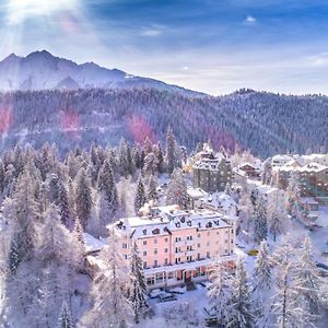 Romantik Hotel Schweizerhof & Spa Flims Exterior photo