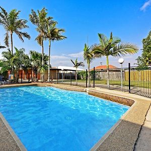 Riviera Motel Bundaberg Exterior photo