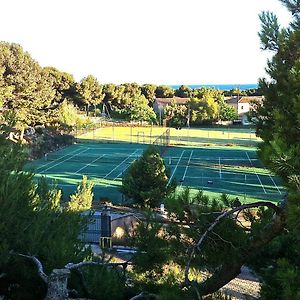 Appartements des Joncas Martigues Exterior photo