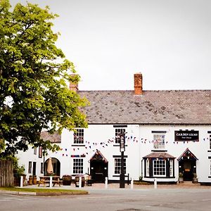 Hotel The Carden Arms à Tilston Exterior photo