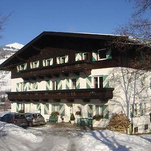 Das Christine Appartement Brixen im Thale Exterior photo