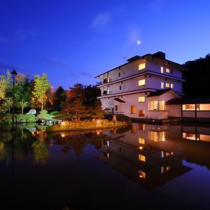 Hotel Onogawa Onsen Kajikaso à Yonezawa Exterior photo