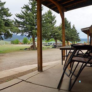 Eagle Nest Fly Shack & Lodge Exterior photo