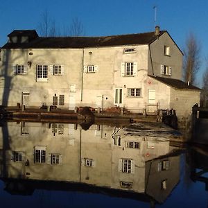 Bed and Breakfast Moulin2Roues à Artannes-sur-Thouet Exterior photo