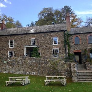 Bed and Breakfast The Farmhouse At Bodnant Welsh Food à Conwy Exterior photo