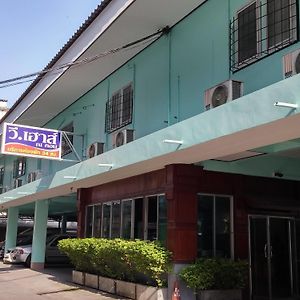 Hotel V.House Nakhon à Nakhon Si Thammarat Exterior photo