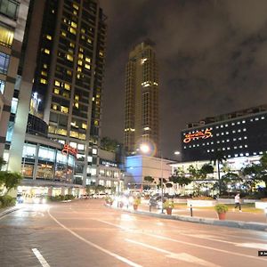 Zen Rooms Makati Amorsolo Manille Exterior photo