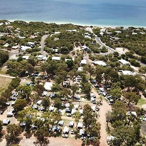 Hotel Peppermint Grove Beach Holiday Park à Capel Exterior photo