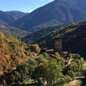 Appartement Le nid d' évol gite avec balnéo,terrasse et vue sur la montagne à Olette Exterior photo