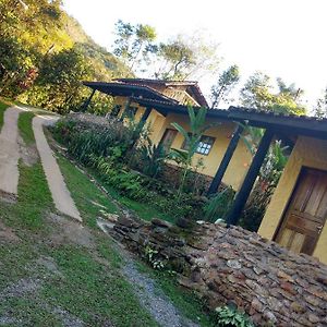 Villa Ouro Grosso Chales à Iporanga Exterior photo