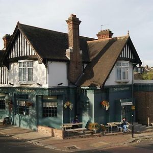 Hotel Kings Arms à Brentford Exterior photo