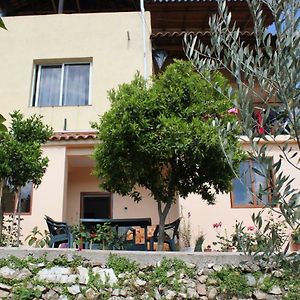 Guest House Noah&Kristel Berat Exterior photo