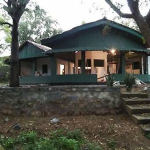 Hotel Udawalawe Wildlife & Nature Protection Bungalow Exterior photo