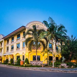 Hotel Horseshoe Point Pattaya à Nong Prue Exterior photo