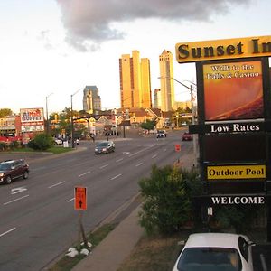 Sunset Inn Niagara Falls Exterior photo