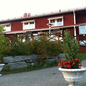 Hotel Mellanfjaerdens Pensionat à Jättendal Exterior photo