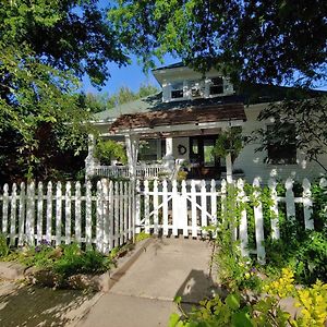 Delano Bed And Breakfast Wichita Exterior photo