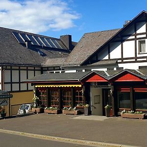 Hotel Landgasthof Groh à Ulrichstein Exterior photo