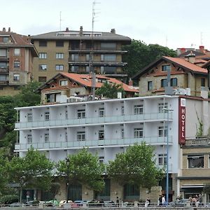 Hotel Petit Palace Tamarises à Getxo Exterior photo