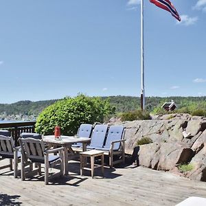 1 Bedroom Awesome Home In Tvedestrand Exterior photo