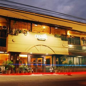 Centro Mactan Suites Île de Mactan Exterior photo