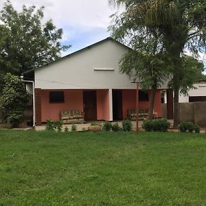 Divine Guest House Livingstone Exterior photo