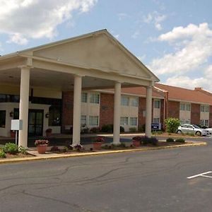 Clarion Inn Bradley Airport Windsor Locks Exterior photo