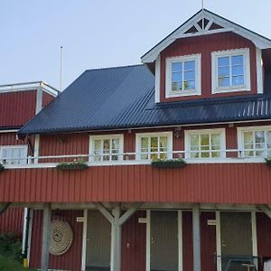 Hotel Skutskepparn Kuststation à Nordingrå Exterior photo