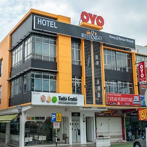 Oyo 1167 Rest And Go Hotel Klang Exterior photo