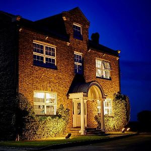 Loftsome Bridge Hotel Wressell Exterior photo