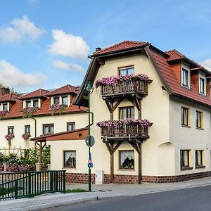 Hotel Pension Zur Gruenen Eiche à Kaulsdorf Exterior photo