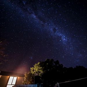 Bed and Breakfast Little Paradise & Petting Farm à Greymouth Exterior photo