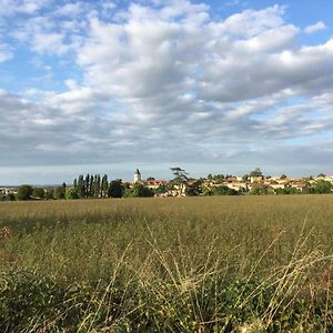 Bed and breakfast Le Grenier 1 Rue Verte Tusson 16140 France Exterior photo