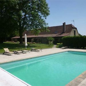 Bed and Breakfast La Ferme D'Aristide à Saillenard Exterior photo