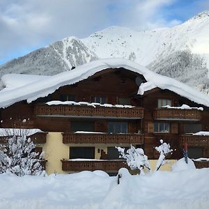 Appartement Haus Am Golfplatz à Selfranga Exterior photo